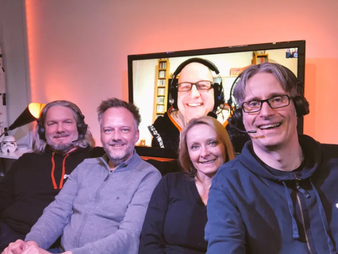 ApeltalkLive191selfie sale