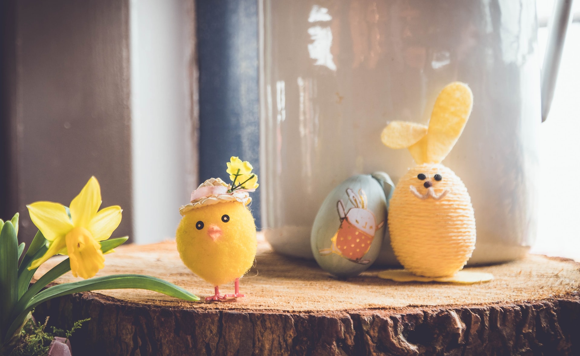 Ostern sebastian staines NV4YaqJ2eZY unsplash